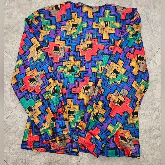 Diversity Petite 100% Polyester Button-down Blouse. Sz 4P. Bold Colors/pattern - Picture 10 of 10